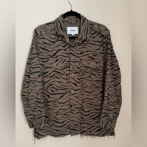 Pistola Tiger Utility Shirt Jacket Medium Animal Print Frayed Hem Anthropologie